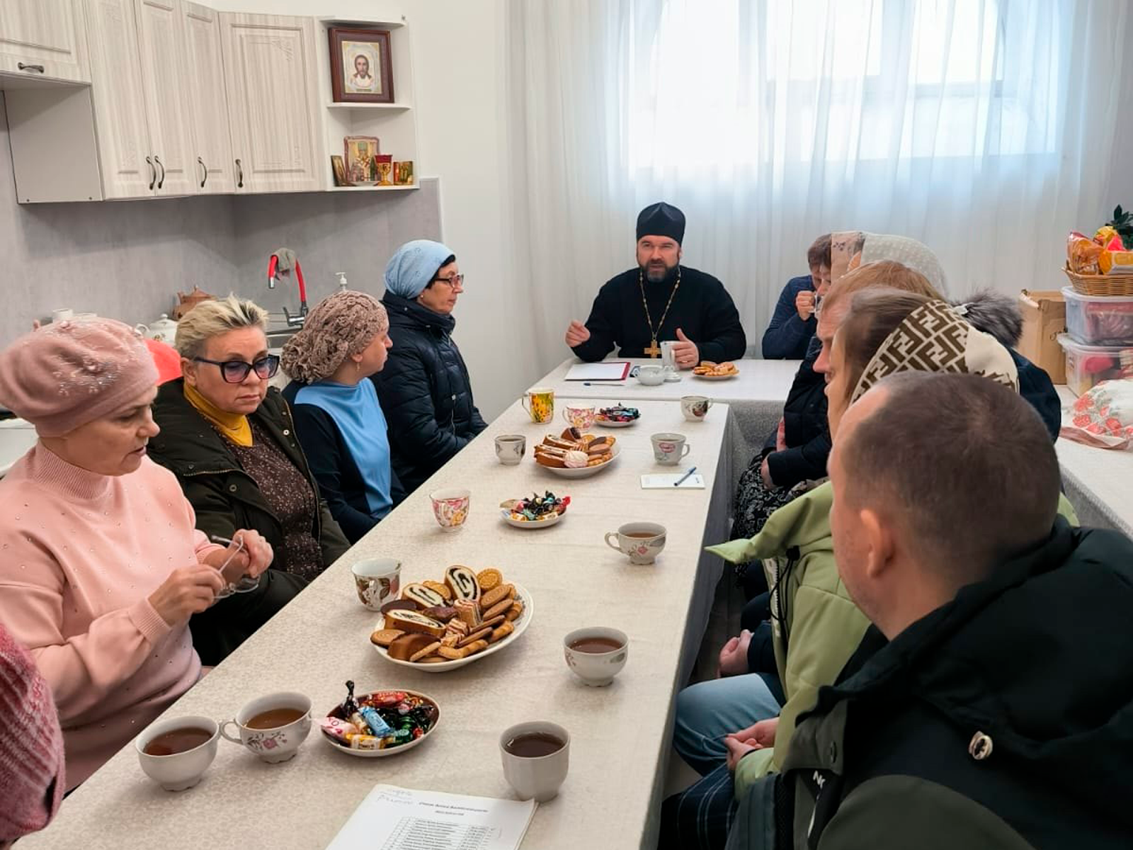 Изображение: Родительское собрание в воскресной школе храма священномученика серафима